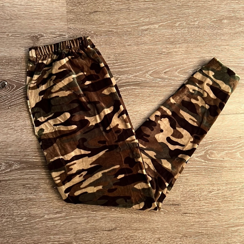 Camo leggings